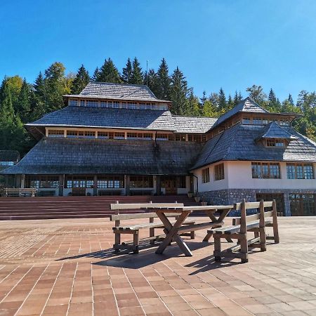 ホテル Carobni Breg モクラ・ゴラ エクステリア 写真